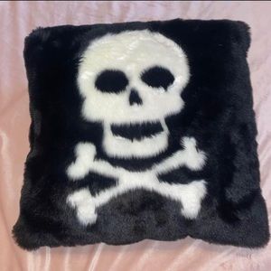 faux fur black skull pillow